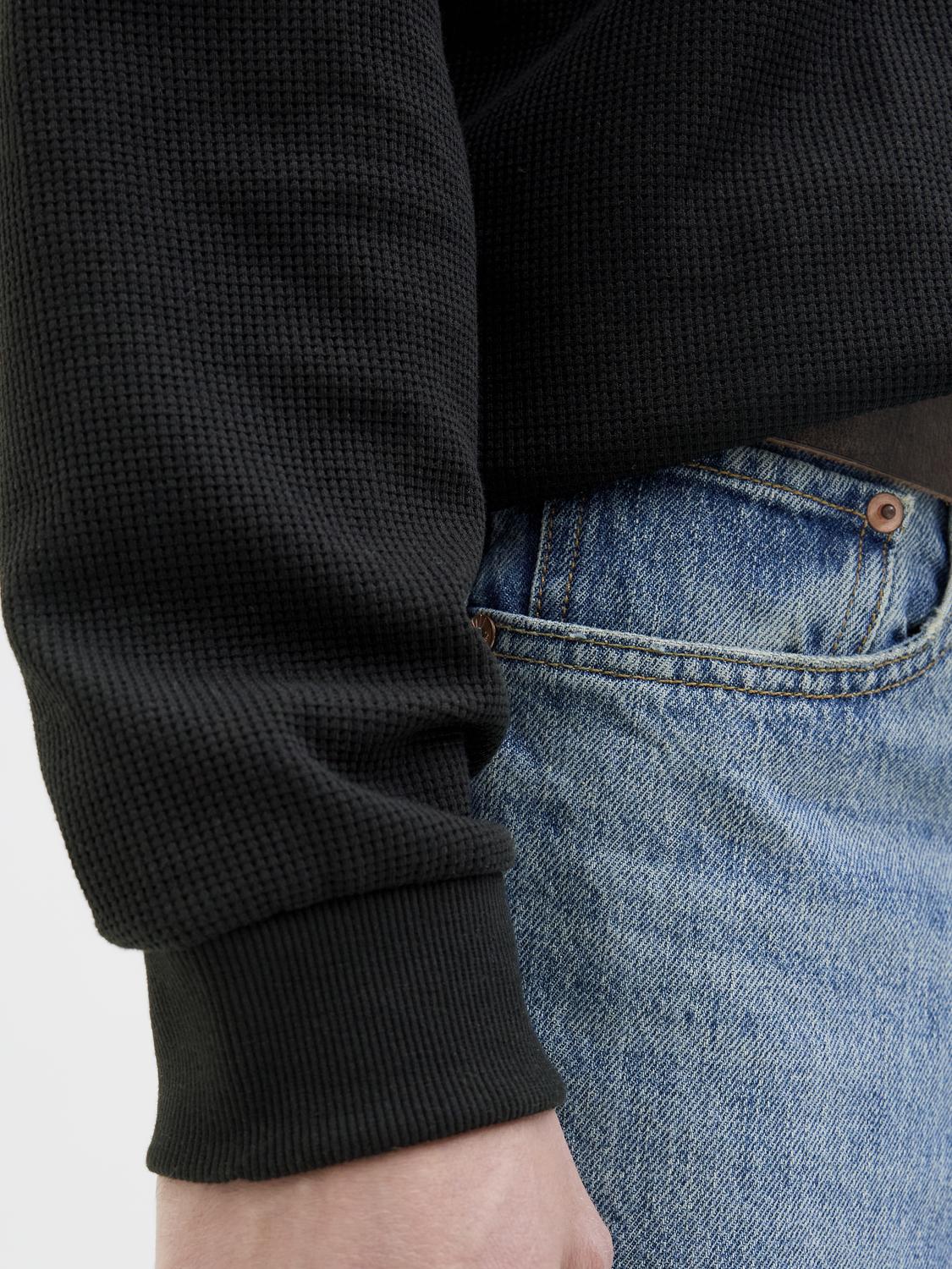 model_shot-detail